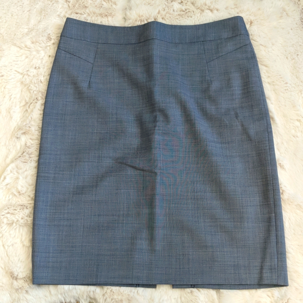 1.2.3 Paris Gray/Blue Skirt.  Size F40